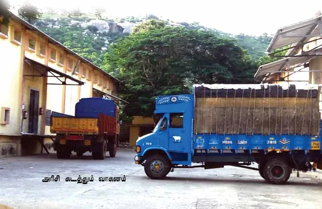 தின்கிற சோற்றிலும் கொள்ளை! -கொந்தளிக்கும் ஆதி திராவிட விடுதி மாணவர்கள்!