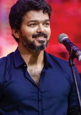 மிரட்டும் கவர்ùன்ட்! நயன்தாரா ஆப்சென்ட்! விஜய் அப்செட்!