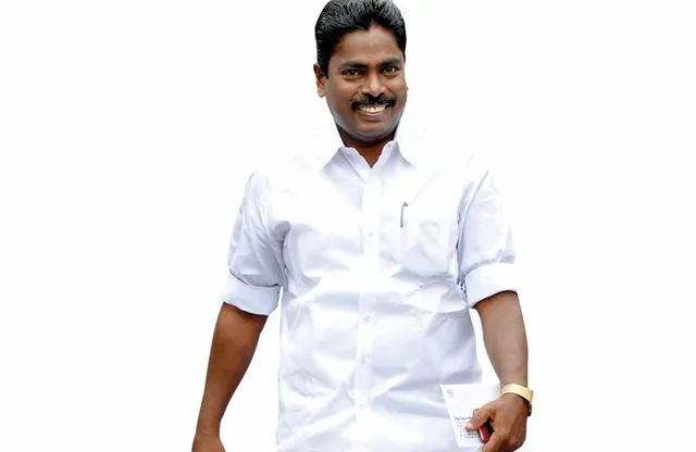 அமைச்சர் மகனின் அடாவடி! தட்டிக்கேட்டவர்கள் நள்ளிரவில் கைது!