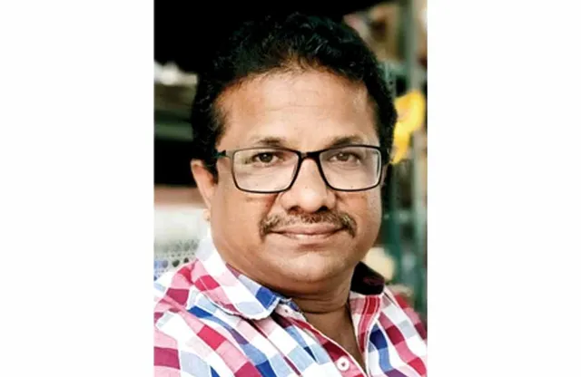 பார்வை -ஜோ.ஆர்தர், தலைமை ஆசிரியர்