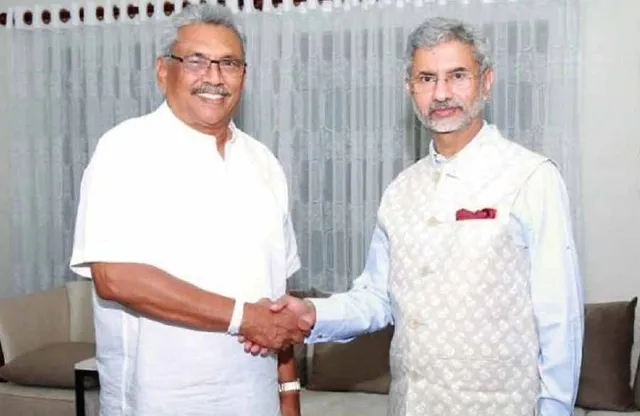 இலங்கை அதிபரை வலிந்து அழைத்த இந்தியா! -தமிழர் பகுதியில் ராணுவம் குவிப்பு!