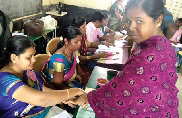கசந்துபோன தேர்தல் பணி... புலம்பும் பள்ளி ஆசிரியர்கள்