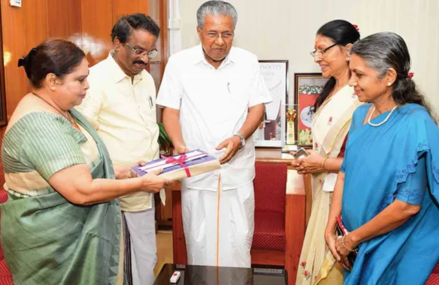 படுக்கைக்கு அழைக்கும் அண்டர்வேர்ல்டு கேங்! அதிரவைக்கும் ஹேமா ஆணைய அறிக்கை