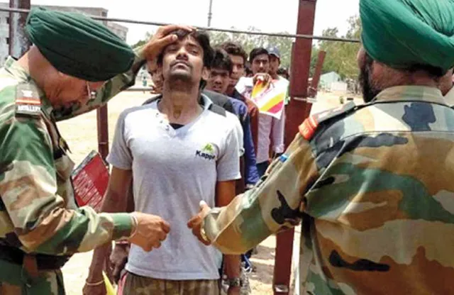 உணவு உடை வேலை! தமிழனுக்கு நஹி! ஆப்புவைக்கும் மத்திய அரசு!