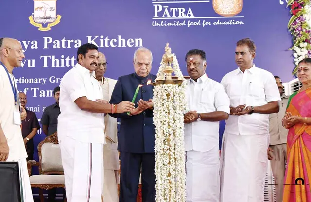 சத்துணவுக்கு மூடுவிழாவா? -தனியாரிடம் காலை உணவு!