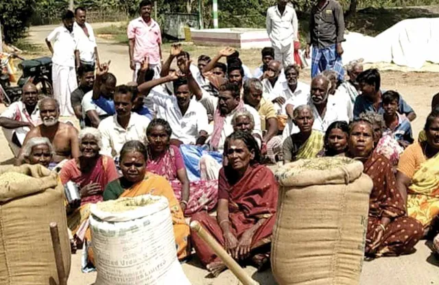 விளைந்த நெல்லைக் கொள்ளையிடும் ஊழல் பெருச்சாளிகள்! -அரசு கொள்முதல் நிலைய மோசடி!