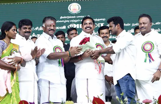சிக்னல்  : எடப்பாடி பழனிச்சாமியின் பழனி பாசம்!