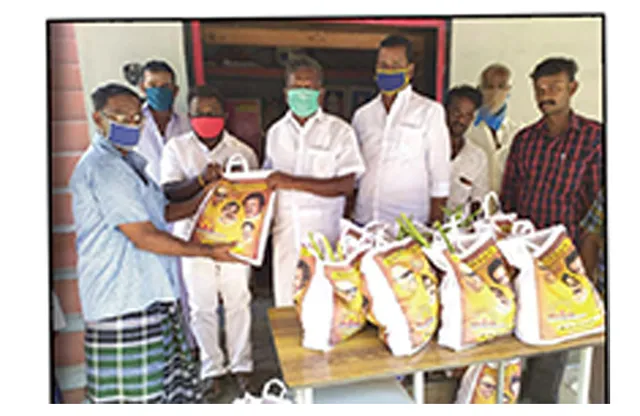 சிக்னல் : வாட்ஸ்அப் வழியே கூக்குரல்! உதவிய உதயநிதி!