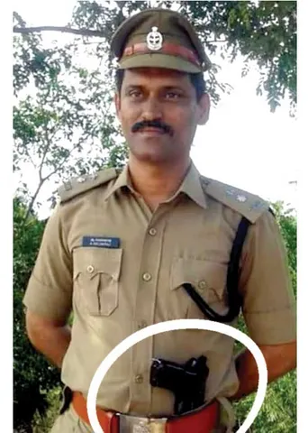 FOLLOW-UP ஊர்க்காவல் படை அதிகாரியிடம் போலீஸ் துப்பாக்கி! மறுபடியும் மணல் மாஃபியா!