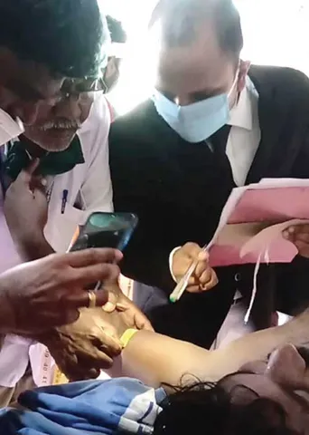 BIG BREAKING உயிருடன் தோலுரிக்கப்பட்ட ஜெயராஜ்-பென்னிக்ஸ்! போலீஸ் காட்டு தர்பார்! அதிர வைக்கும் போஸ்ட்மார்ட்டம் படங்கள்! நக்கீரன் EXCLUSIVE