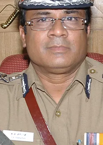 அதிரடி டிரான்ஸ்பர்! லிஸ்ட்டில் தப்பிய ஐ.பி.எஸ்.கள்!