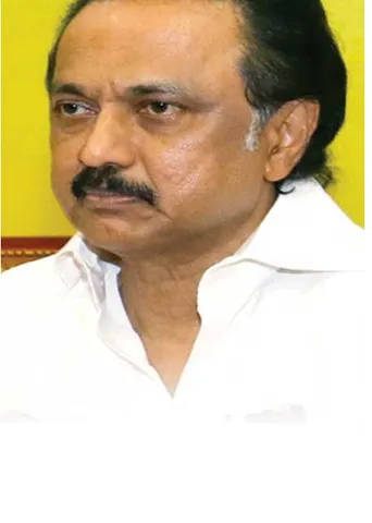 பா.ஜ.க. கூண்டில் சிக்கும் தி.மு.க. எம்.பி. - எம்.எல்.ஏ.க்கள்! தடுப்பு வியூகத்தில் ஸ்டாலின்!