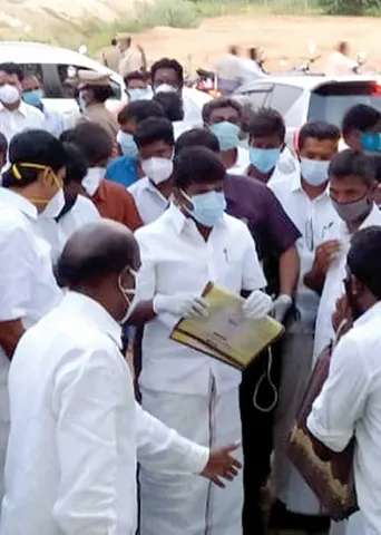 தடுமாறும் முதல்வர்! உளறும் அமைச்சர்கள்! - கொரோனா கால கொடூரக் கூத்து!