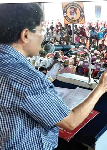 மோடிக்கு தலையாட்டும் எடப்பாடி! தாறுமாறாக வெளுத்த தயாநிதி!