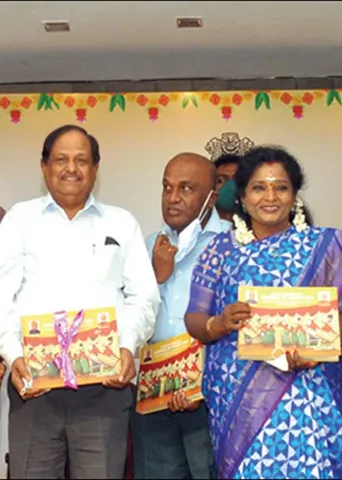 அசத்திய தெலுங்கானா ஆளுநர்! தாய் மண்ணில் தமிழிசை நெகிழ்ச்சி!
