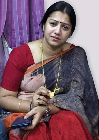 மனைவி என்ற உரிமையை விட்டுத்தர மாட்டேன்! -மல்லுக் கட்டும் நடிகை ராதா
