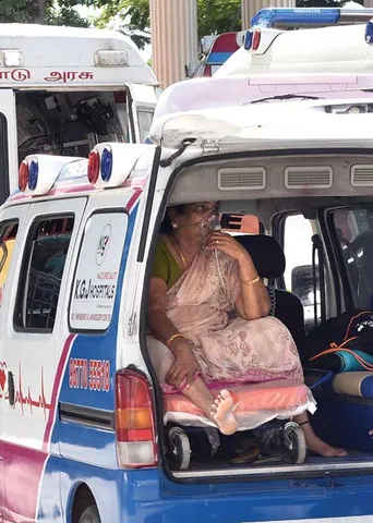 கொரோனா சிகிச்சை அவலம்! மரணப் படுக்கையில் மக்கள்!