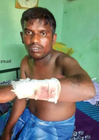 பொய்வழக்குப் போட்ட போலீஸ் போராடும் இளைஞர்!