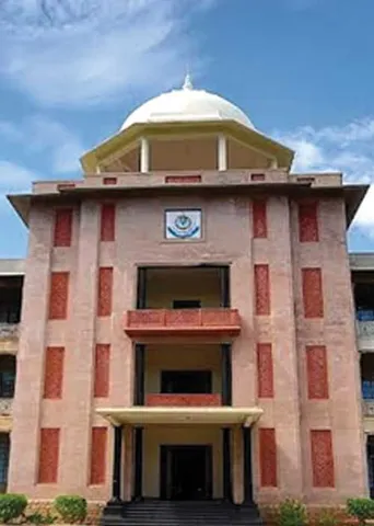 44 பேராசியர்களுக்கு கெட்-அவுட்! அதிர்ச்சியில் பறிபோன உயிர்! -ஒரு கல்லூரி அவலம்!