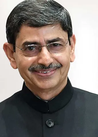 ஆபரேஷன் தமிழ்நாடு! புது கவர்னருக்கு மோடி தந்த டாஸ்க்!