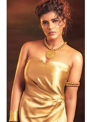 தாத்தா டைட்டிலில் பேரன்!