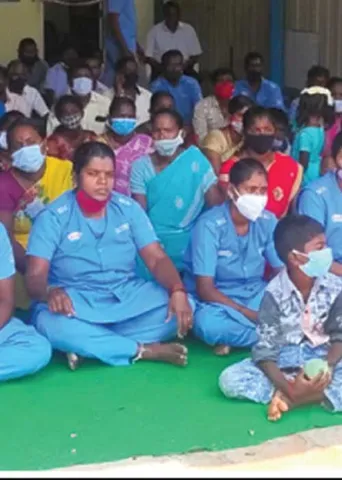 ரிலையன்ஸ் அடாவடி! ஊழியர்கள் பணிநீக்கம்!