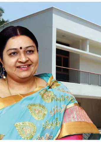 ஜெ.வின் ரத்த வாரிசு! தீபா கையில் போயஸ் கார்டன்! -அடுத்து என்ன?