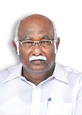 சீனியர்களை உருட்டி விளையாடும் இ.பி.எஸ்-ஓ.பி.எஸ்!