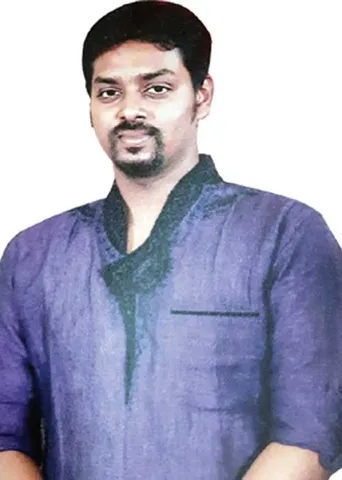 டார்க் ரூம் டாக்டர்! -அலறும் பெண்கள்