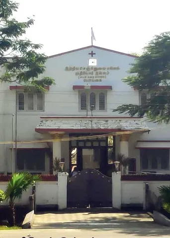ரெட் க்ராஸ்! தேர்தல் தில்லுமுல்லு! -நிர்வாகிகள் மீது மோசடிப் புகார்