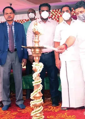 மருத்துவக் கல்லூரியில் சமஸ்கிருதம்! -தணல் காடாகும் தமிழகம்
