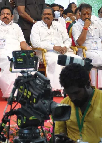 களேபர பொதுக்குழு!