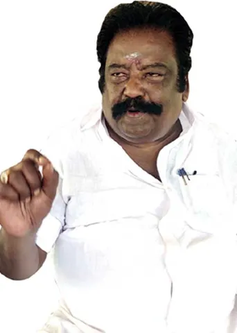 ஓ.பி.எஸ். வேட்டியை அவிழ்க்கப் பார்க்கிறார்கள்! மாஜி எம்.எல்.ஏ. ஆவேசம்!