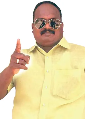 அதிகாரிக்கு அடி! ஆளுங்கட்சி நிர்வாகி அடாவடி!
