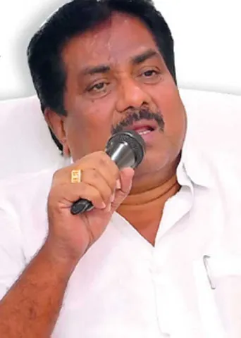 வரி ஏய்க்கும் வடமாநிலத்தவர்!… அம்பலப்படுத்தும் அமைச்சர்!
