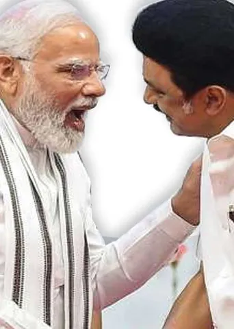 ஸ்டாலின் டேஞ்சரானவரா? கவர்னருடன் பிரதமர் சீக்ரெட் மீட்!