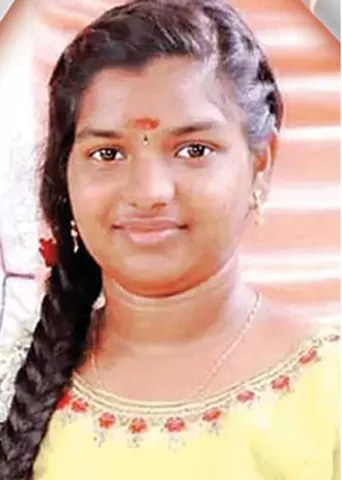 ஸ்ரீமதி மரணத்தில் அவிழும் மர்மம்! -பர்த்டே பார்ட்டியில் கறி விருந்து!