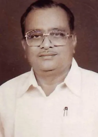 காவியம் பாடிய திராவிடக் கவிஞர்! -சென்னிமலை தண்டபாணி