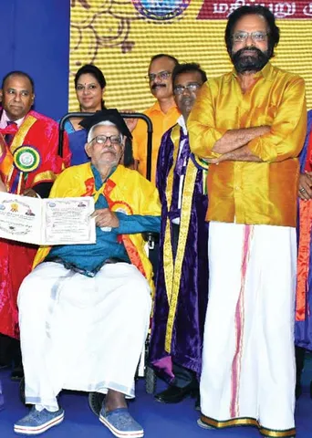 அறத்தின் வழி நின்று அறிஞர்களைக் கௌரவிக்கிறோம்! - அமெரிக்க முத்தமிழ்ப் பல்கலைக்கழக விழாவில் கல்வியாளர்கள் பெருமிதம்!