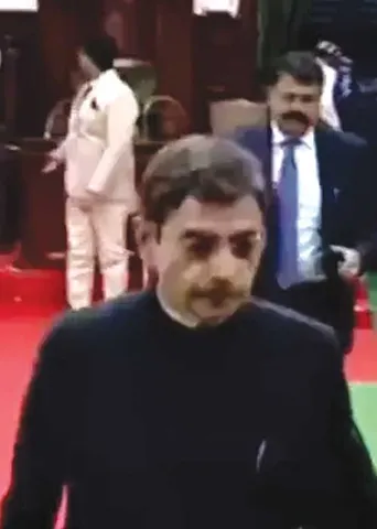 ஆளுநர்களின் ஜனநாயகச் சீரழிவுகள்!