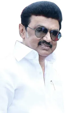 ராங்கால் தவறாக வழி நடத்திய அதிகாரிகள்! -அதிர்ச்சியில் கவர்னர் சூடுபிடித்த தேர்தல் களம்! ஜெ பொருட்கள் ஏலம் ! கர்நாடகா அதிரடி! களத்தில் 13 அமைச்சர்கள்! சூடுபிடித்த இடைத்தேர்தல் மேட்ச்!