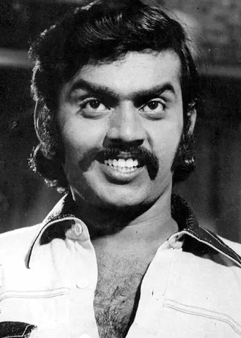கருப்பு + சிவப்பு = புரட்சி! -திரைப்பட இயக்குநர் - வசனகர்த்தா லியாகத் அலிகான்  (23)