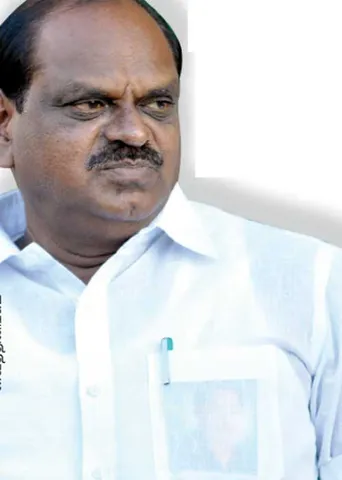 அதிருப்தியில் வைத்திலிங்கம்! -தூண்டில் போடும் அமைச்சர்!