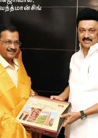 ஸ்டாலின் தந்த உறுதி! நெகிழ்ச்சியில் கெஜ்ரிவால்!
