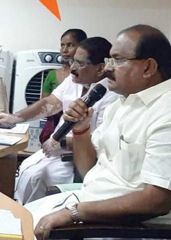அதிகாரிகளின் மெத்தனப் போக்கு! எச்சரித்த அமைச்சர்!
