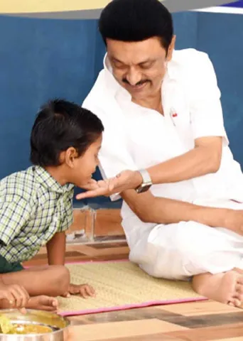 முதலமைச்சரின்‌ காலை உணவுத்‌ திட்டம்‌
