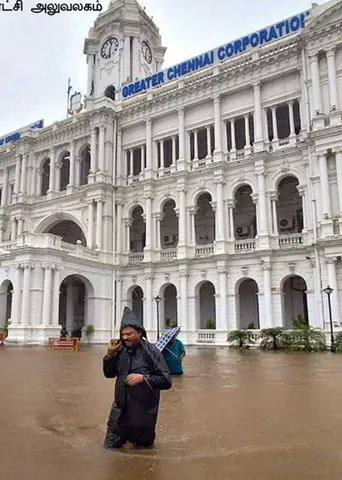 மூழ்கடித்த மிக்ஜாம்! மீண்டெழுமா சென்னை?