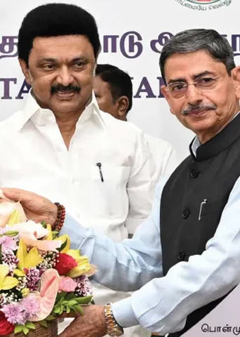 மூக்குடைந்த கவர்னர்! சாதித்த ஸ்டாலின்!