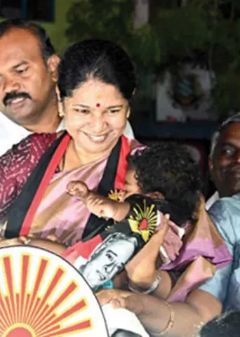 தூத்துக்குடி 5 லட்சம் இலக்கு கனிமொழி!