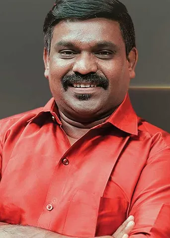 கிராமியப் பாடகர் வேல்முருகனின் என் பாட்டு வண்டிப் பயணம்! - 16
